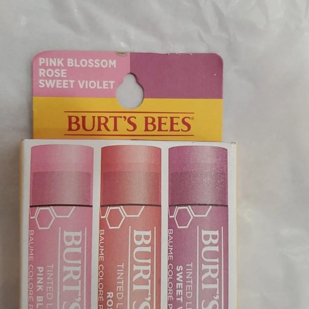 Burt's Bee 3pack pink blossom rose & sweet violet Tinted lip balm pack new FREE‎